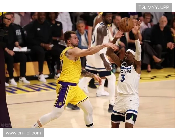 湖人防守体系遭质疑，无限换防策略效果不佳